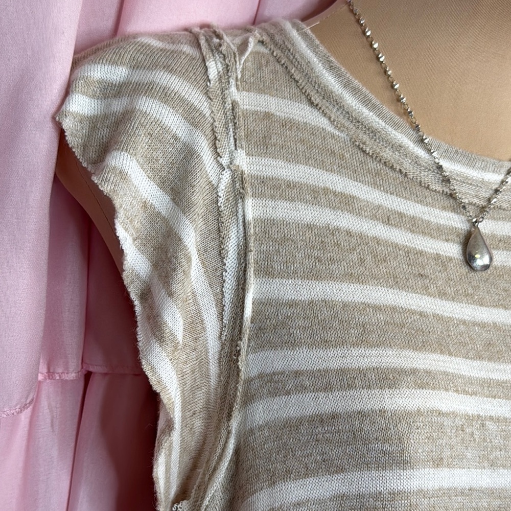 104. Free People Striped Ruffle Sleeve Asymmetrical Tunic Top XS - Picture 6 of 9
